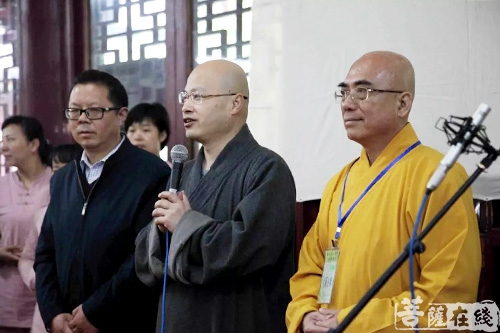 台湾慈光山大愿法师一行赴黄梅四祖寺礼祖斋僧