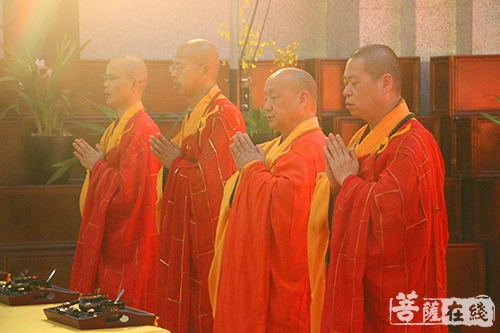 法门寺举行首届佛指真身舍利吉祥周朝礼大典