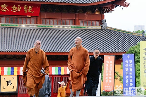 中国佛教协会教务部妙航法师一行赴湖州法华寺参访
