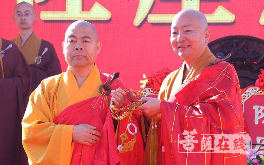 【高清图集】了善法师荣膺胶州慈云寺方丈 道慈大和尚