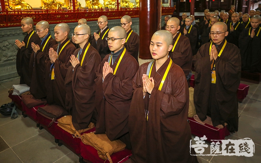 普济禅寺(圆通禅林)戊戌年传授二部僧三坛大戒法会女众部正授沙弥尼