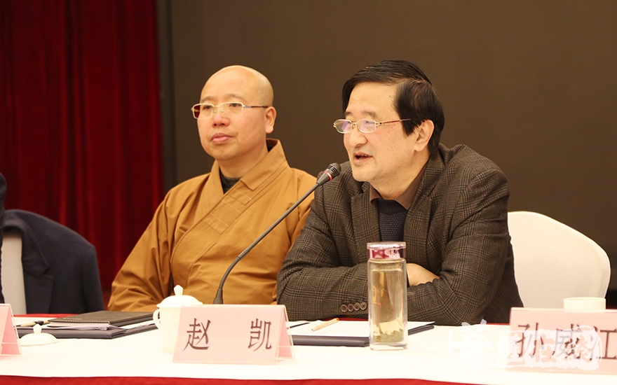 安徽省作家协会副主席赵凯阐述佛教与文学的关系(图片来源:菩萨在线
