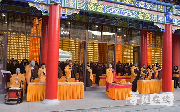 威海广福寺举行新春祈福三千佛洪名宝忏系列法会