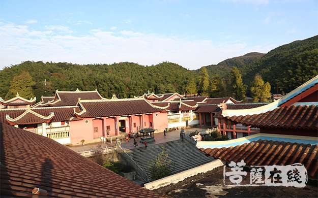 江西云居山真如禅寺