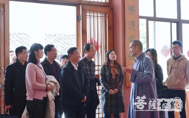 会办公室宗丽娟,黄石市人大常委会副主任祝红梅等陪同下前往黄石调研