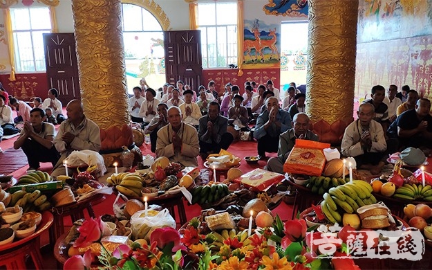 云南沧源金龙寺举办"嘎腊洼豪瓦萨"入雨,结夏安居法会