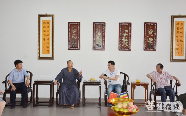 台湾经贸代表团参访安徽司空山二祖寺