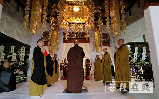 怡藏大和尚赴日本参加风幡山龙洞院村上博优长老追思法会