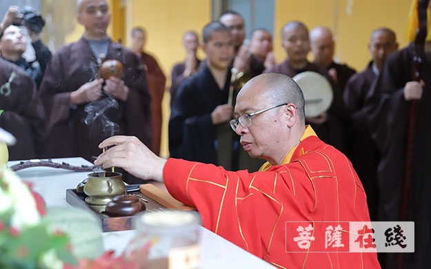 明向大和尚主法桐柏山清泉禅寺印生法师出关仪式