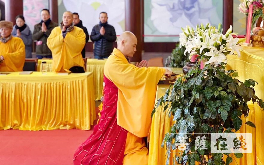 宗学法师拈香礼佛大菩文化安徽讯 九华山大觉寺自1月28日至2月3日