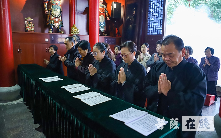 观音菩萨出家日 上虞区通泽寺举行慈悲观音宝忏拜忏法会