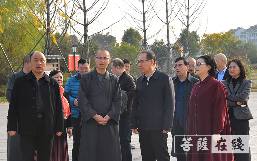 浙江佛学院副院长持定法师一行接待调研组