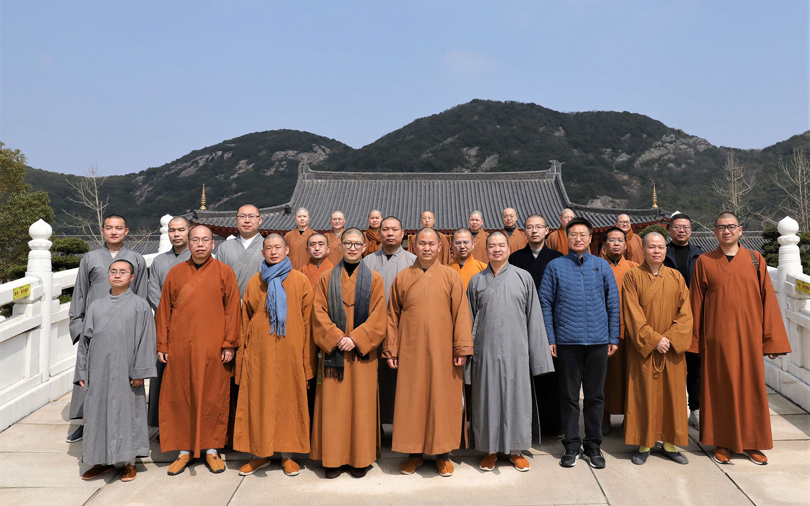 中国佛学院栖霞山分院及江苏尼众佛学院赴中国佛学院普陀山学院参访