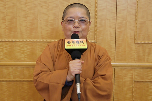 鸡年大吉 果清法师送"吉祥"