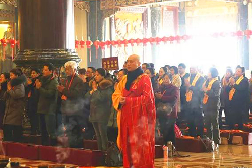 祥符禅寺常住法师,江苏佛学院慈恩学院(筹)学僧和各地居士,发心义工共