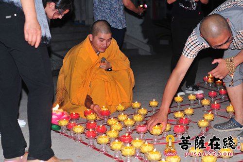 心灯相传