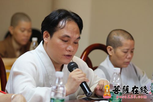 桂平市白石山三清观陈应伟道长