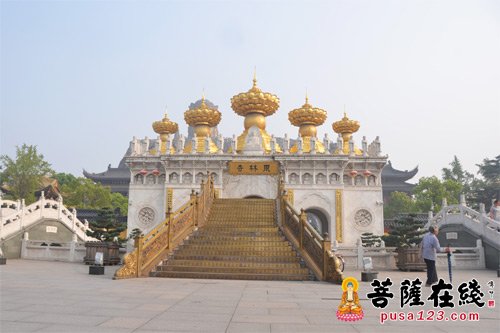 上海东林寺隆重举行2015盂兰盆节报恩法会