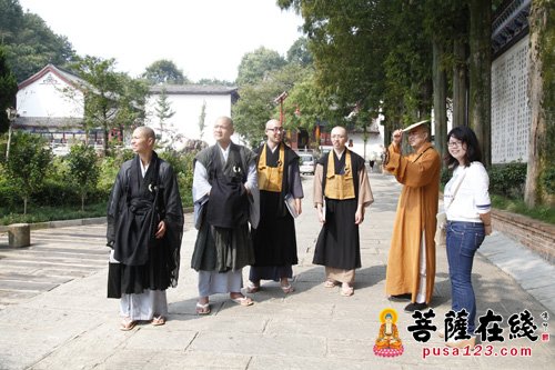 参礼五祖寺
