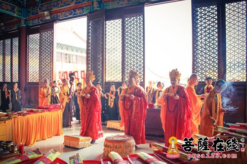 温州西隐古寺中元节.报恩水陆普度圣斋大法会送圣仪式