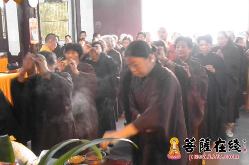 法众拈香