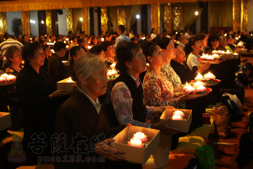 【高清图集】昆明宝华寺举行"佛祖诞辰(洗太子)浴佛"庆典