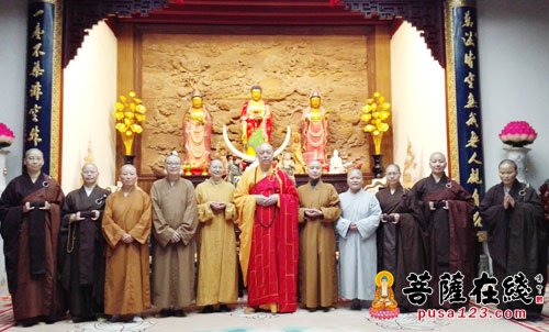 普陀山众寺院举行结夏安居仪式 道慈大和尚为依止律师
