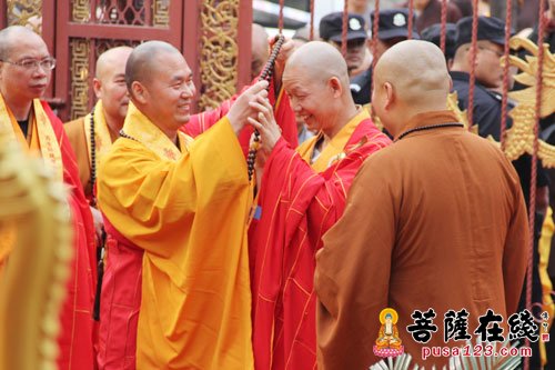 陕西卧龙寺举行常礼法师升座庆典法会