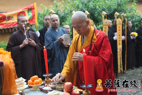 宣光法师主法(图片来源:大菩文化 摄影:妙善)