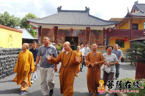 菩萨快报中佛协副秘书长肖占军一行视察金山区大觉寺普度安养院