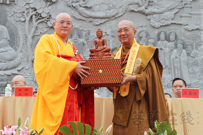 【高清图集】心照法师荣膺大兴国寺中兴第一代方丈升座仪式在贵阳举行