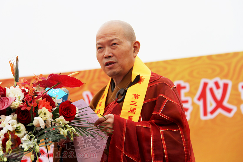 湖北省协会副会长,襄阳市广德住持圣君大致辞(图片来源