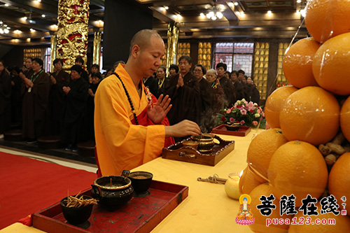 上海会龙寺2016第五期佛七首日戒宝法师开示因上努力果上随缘