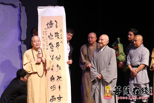 温岭上演话剧《弘一法师—最后之胜利 游本昌担纲主演