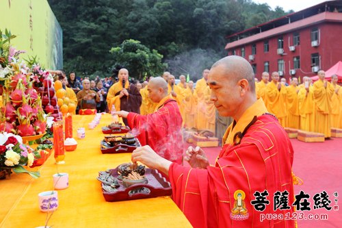 福清黄檗山万福寺举行寺院重兴奠基典礼