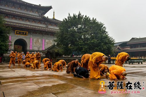 赞!历时两个月,果海大和尚率众朝拜佛教四大名山 ...