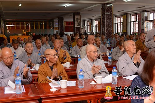 为贯彻全国宗教工作会议精神 广灵极乐寺召开僧伽培训班