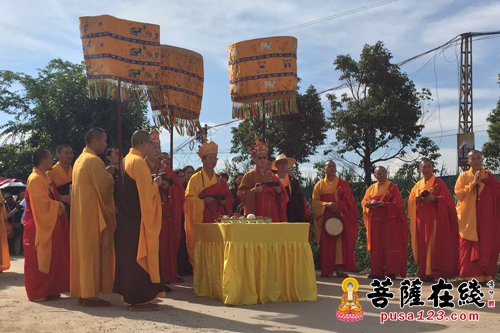 昆明宝华寺举行盂兰盆大供传供祈愿法会