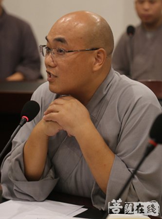 杭州佛学院副院长刚晓法师担任主持