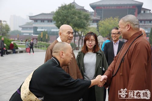 日本法相宗大本山药师寺代表团一行参礼大慈恩