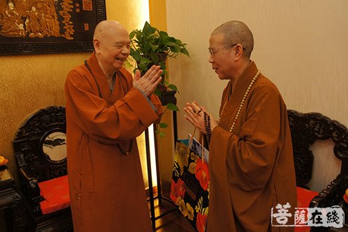 台湾善导寺了中长老一行参访上海沉香阁