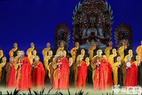 慈善-至爱长驻人间 上海龙华古寺举行“点亮心愿”慈善义拍