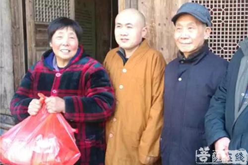佛教-仙居县佛教协会秘书长赵均府一行赴三井寺慰问