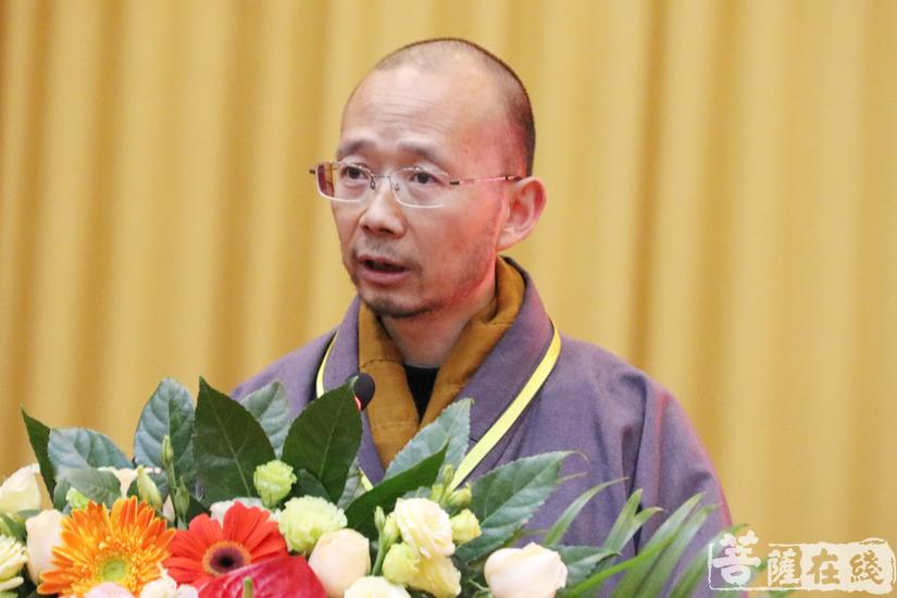 昆明白龙寺住持,昆明市佛协副会长慧空法师点评(图片来源:菩萨在线