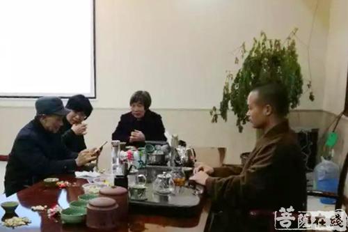 佛教-仙居县佛教协会秘书长赵均府一行赴三井寺慰问