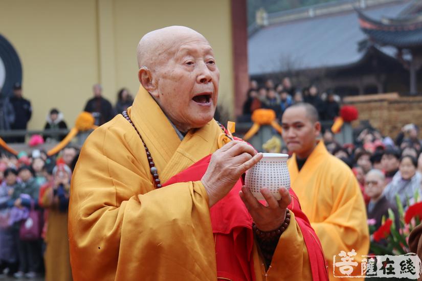 【高清图集】浙江宁海慈云佛学院举行大雄宝殿上梁祈福法会