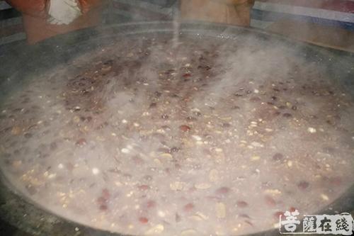 大相国寺-开封大相国寺秉承传统 腊八粥结缘十方