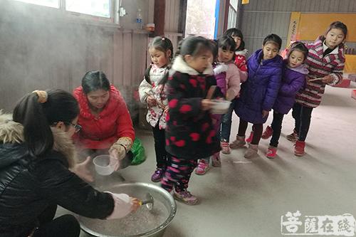 腊八节-圣济禅寺联合古林寺腊八节施粥公益活动圆满成功