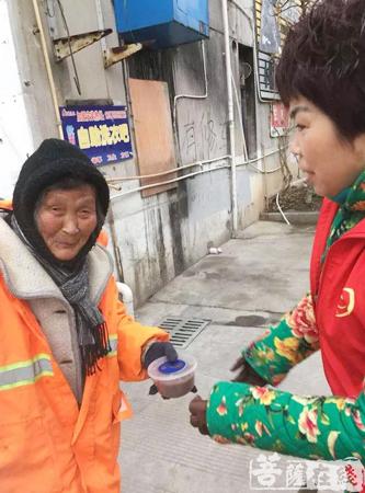佛教-腊八施福 粥暖人间 浙江新昌兴善寺举行腊八施粥活动