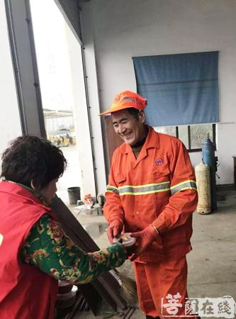 佛教-腊八施福 粥暖人间 浙江新昌兴善寺举行腊八施粥活动